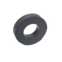 Ferrit gyűrű mágnes 32x18x7mm Y35