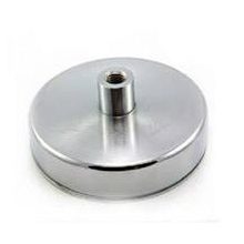Ferrit pot mágnes D20 mm belső menettel