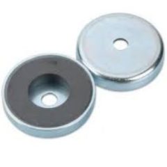 Ferrit pot mágnes D50 mm menetes furattal