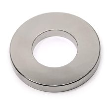 Neodimium gyűrű mágnes 50x30x5 mm N48