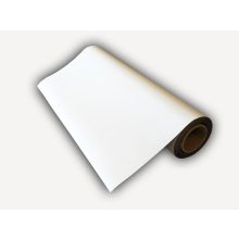 Fehér felületű öntapadós 0,7 mm vastag mágnesólia 615 mm 1 folyóméter