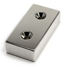 Neodimium téglatest mágnes 40x20x10 mm N48 süllyesztett furattal